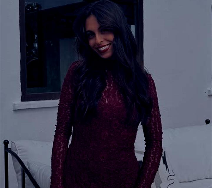 Abril Reillo escort
