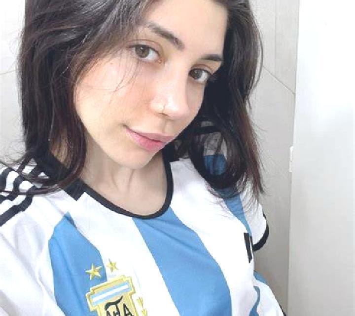 Abril Torrecaballeros escort