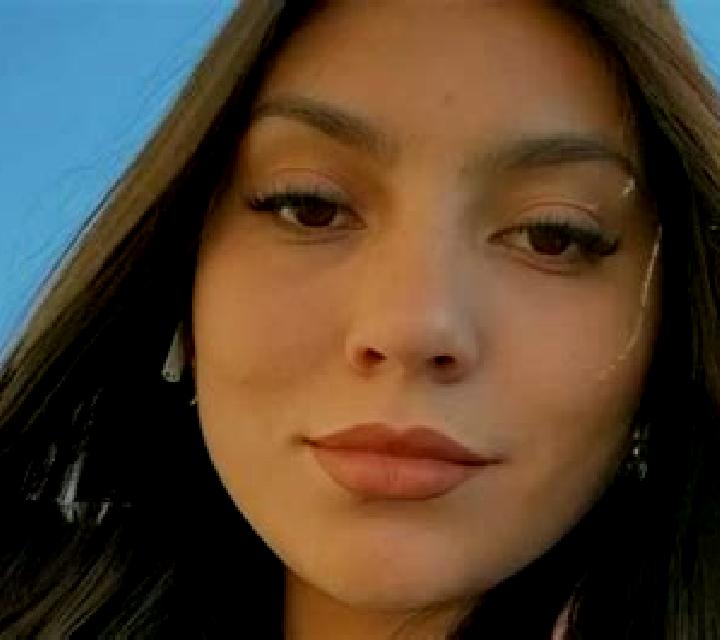 Abril Villasabariego escort