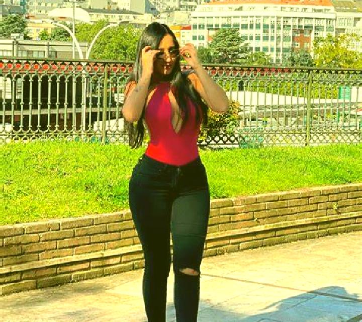Aitana Mataro escort