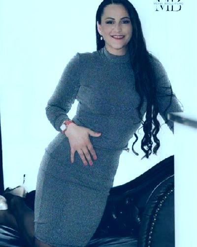 Alba 2 Valenzuela escort
