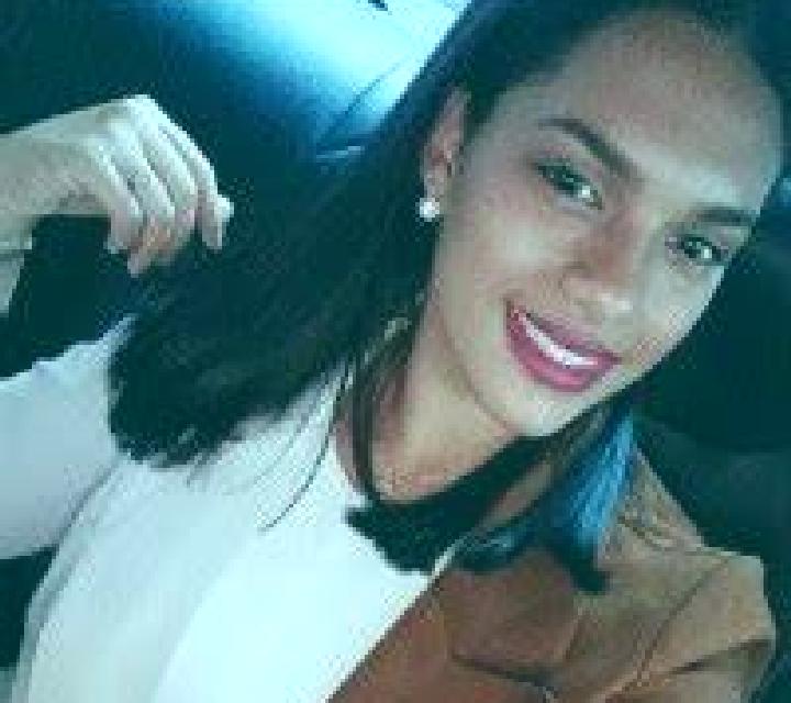 Alba Benimantell escort