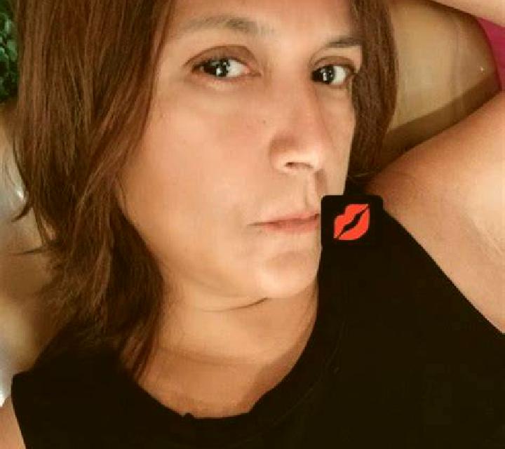 Alba Montferri escort