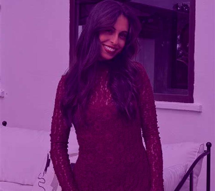 Alba Pucol escort