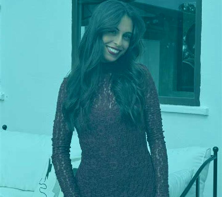 Alba Teba escort