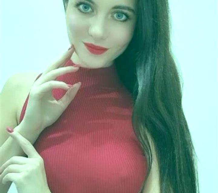 Alejandra Cisla escort