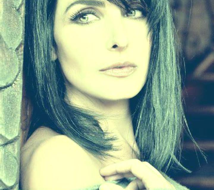 Amanda Cobatillas escort