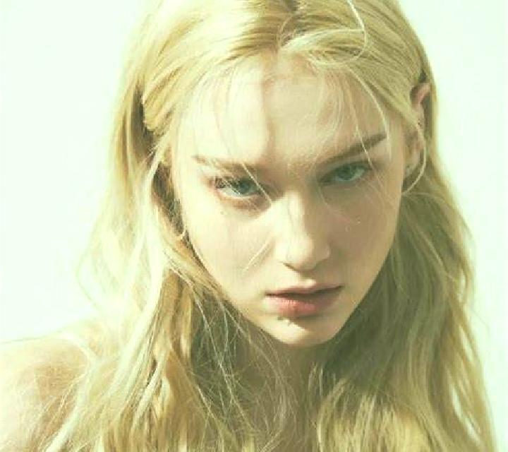 Amaya 3 Sauca escort