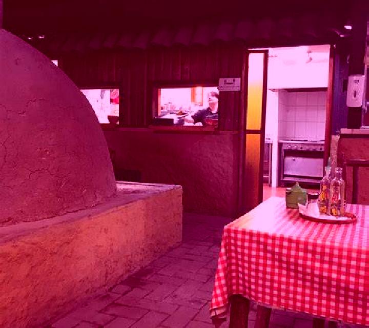 Andrea Macotera escort