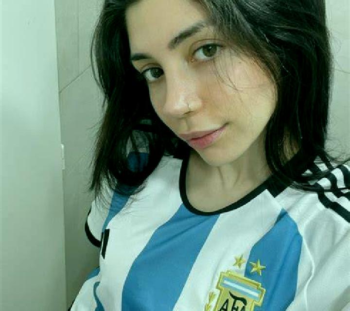 Bianca Mazaricos escort