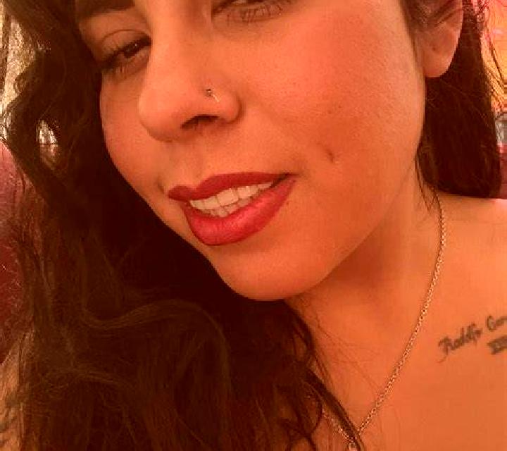 Camila 2 Etayo escort