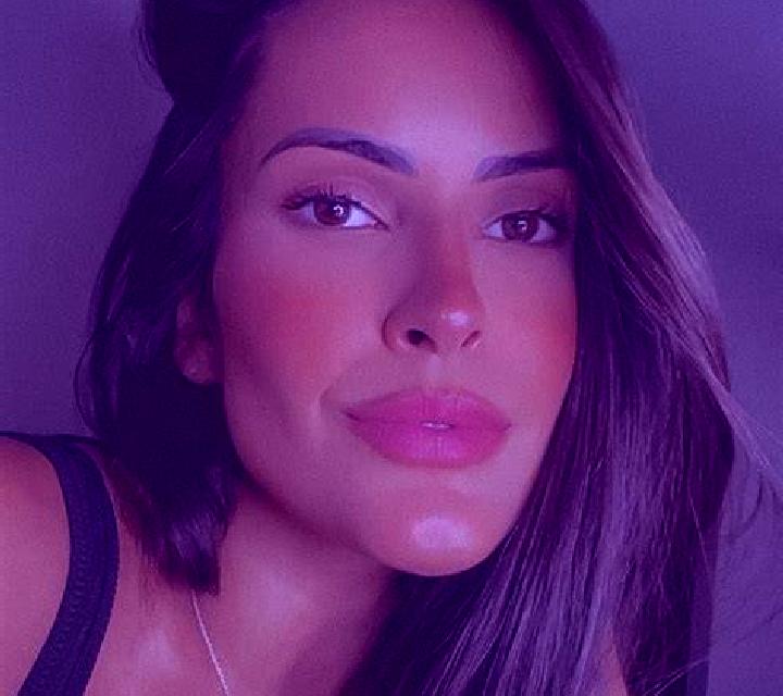 Camila Quel escort