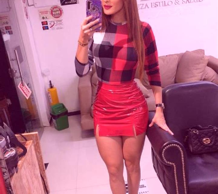 Carla Ludiente escort