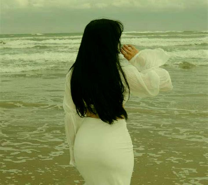 Cecilia Villanueva de Valdegovia escort
