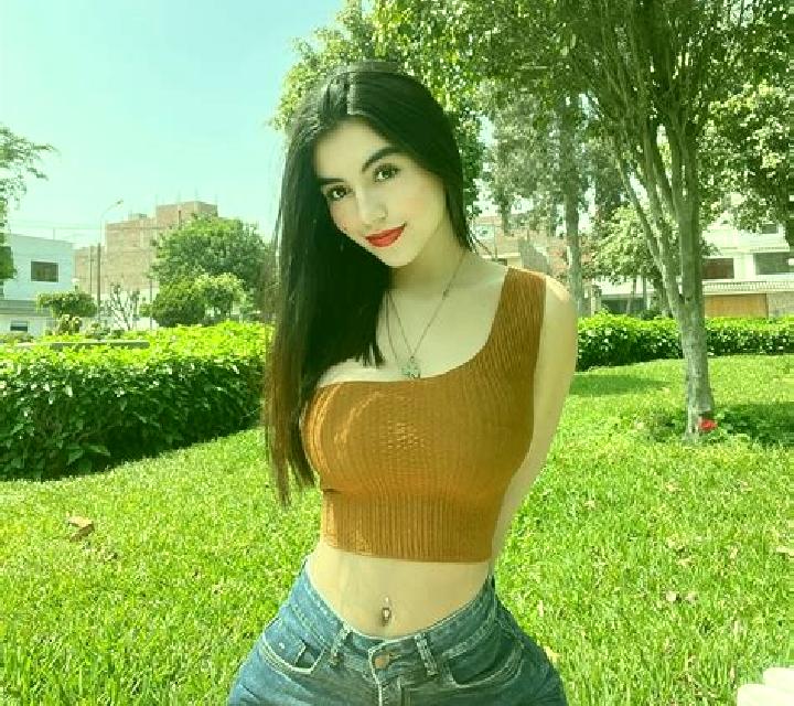 Cielo Valencia de Don Juan escort