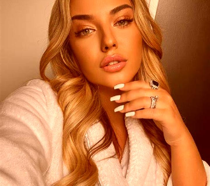 Daniela 3 Calles escort