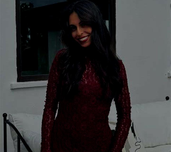 Daniela Salvatierra de Esca escort