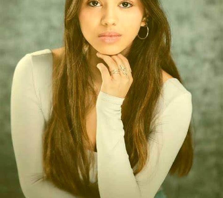 Elena 2 Autol escort
