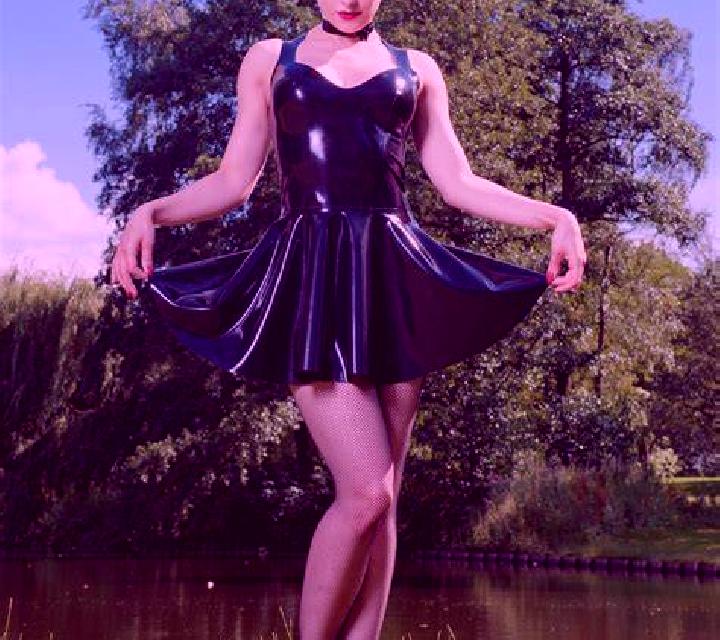 Elena 2 Urduna escort