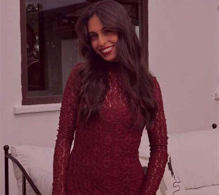 Elena Burriana escort
