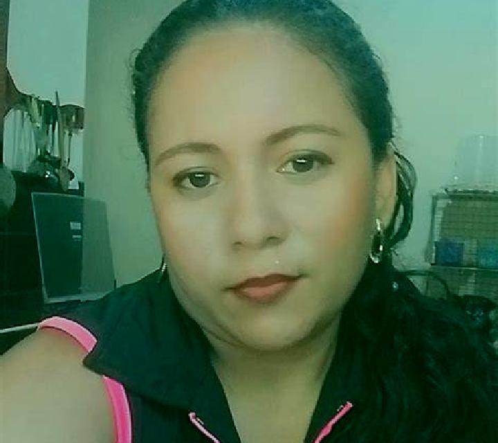 Elena Carmonita escort