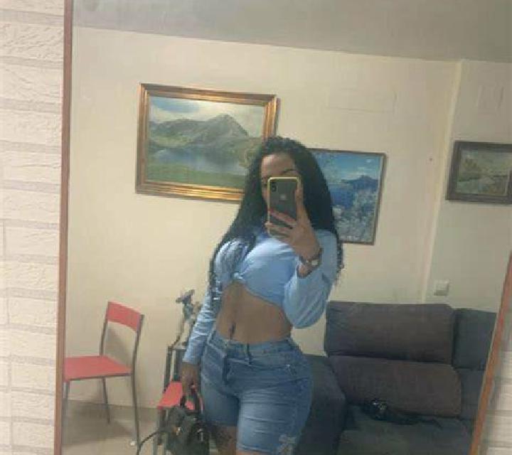 Elena Ferrol escort