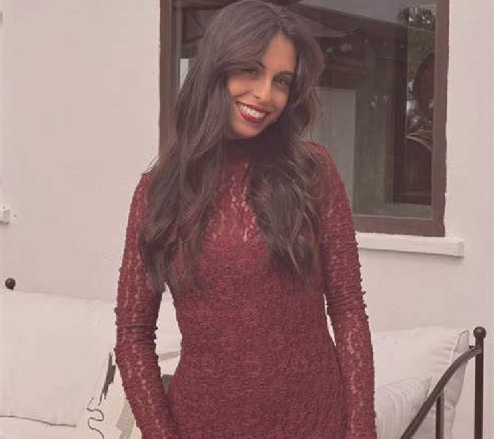 Elena Sopela escort
