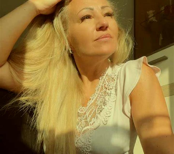 Emilia 2 Arantza escort