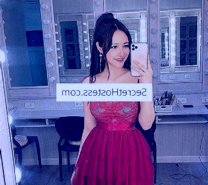 Emilia 3 Aravaca escort