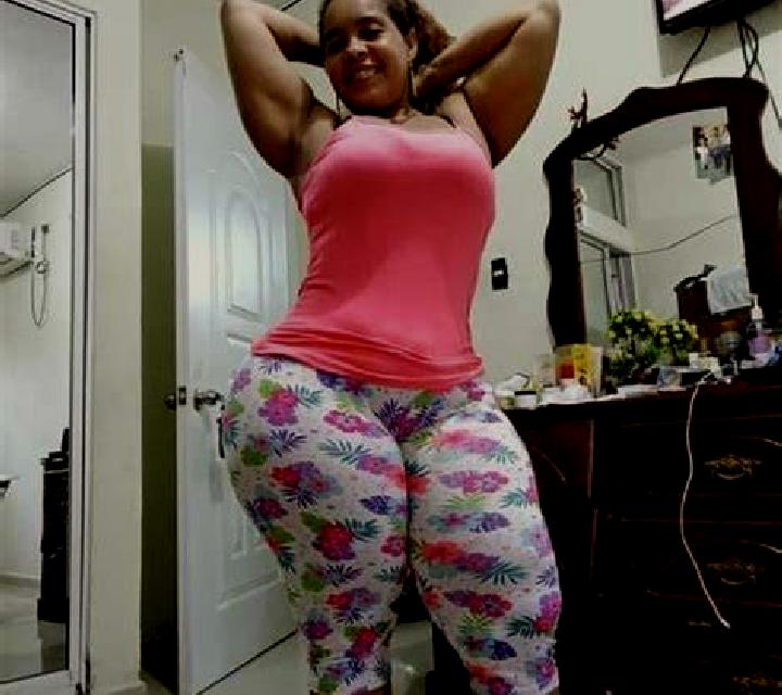 Emilia Viveiro escort