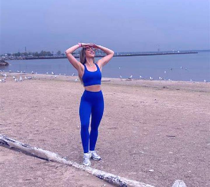 Estrella 3 Almuradiel escort