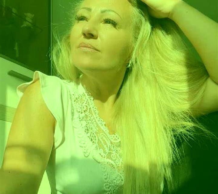 Florencia Benafigos escort