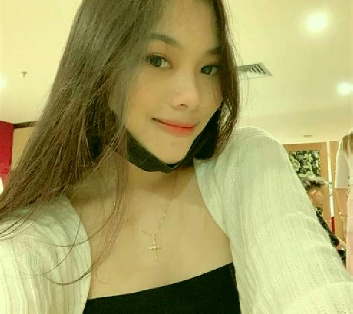 Giulia 2 Santander escort