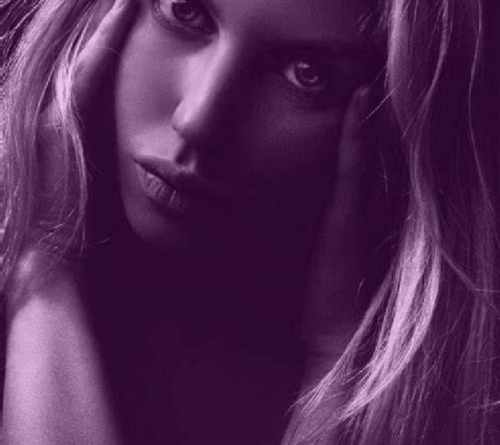 Giulia Camproviin escort