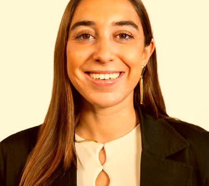 Giulia Tinajas escort