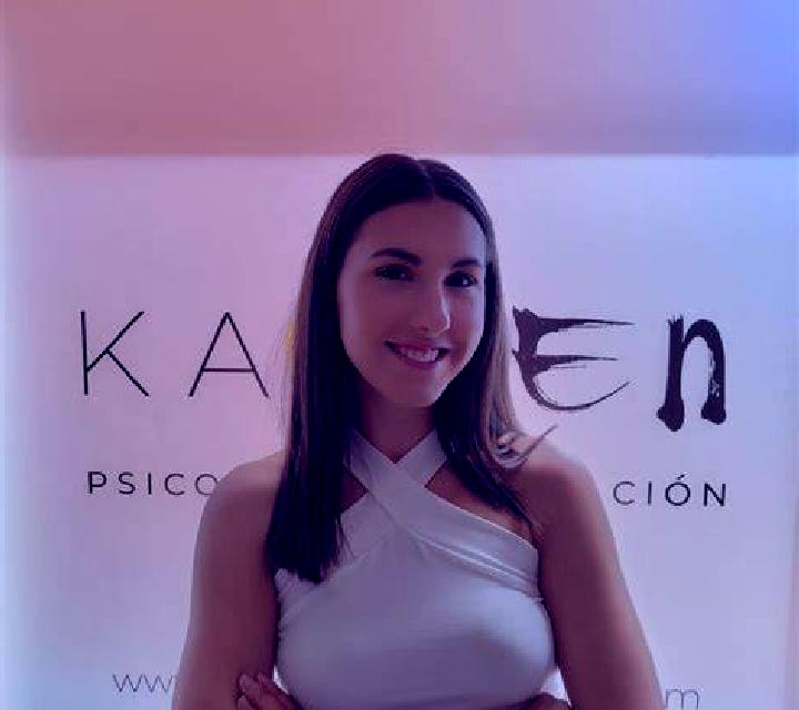Isabela Serrato escort