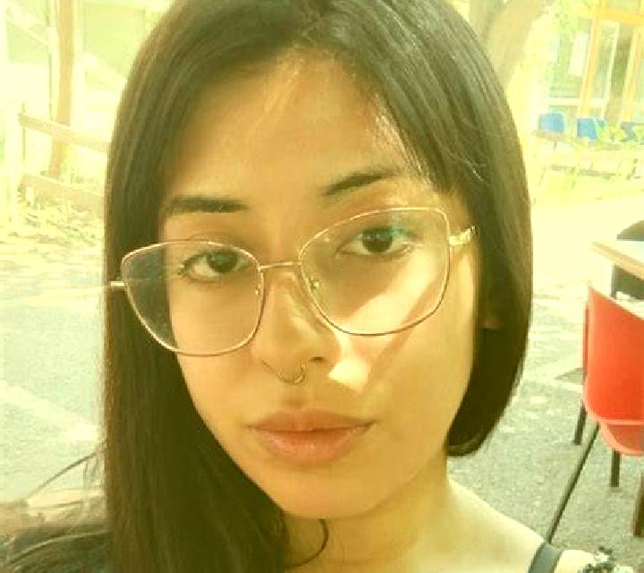 Isabella 3 Toses escort