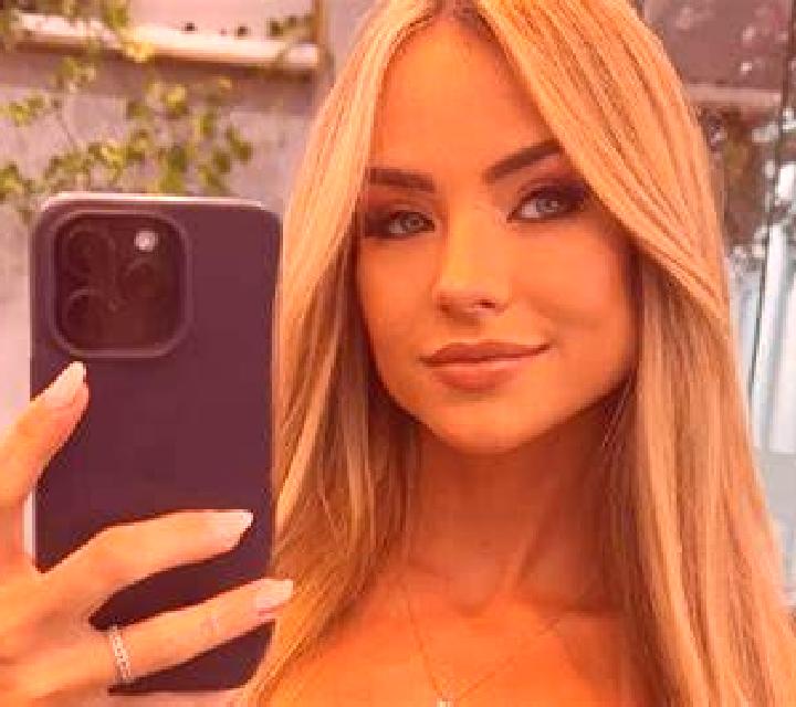 Josefina 2 la Marina del Prat Vermell escort