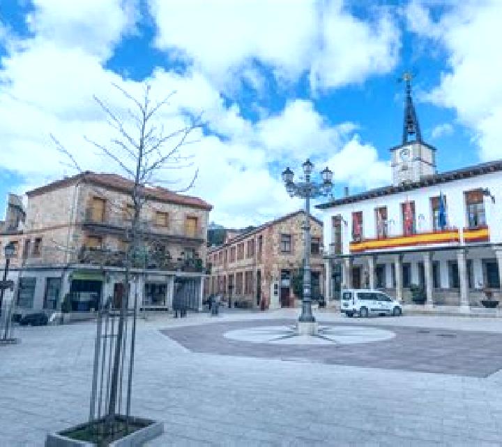 Josefina Santa Cruz de la Salceda escort