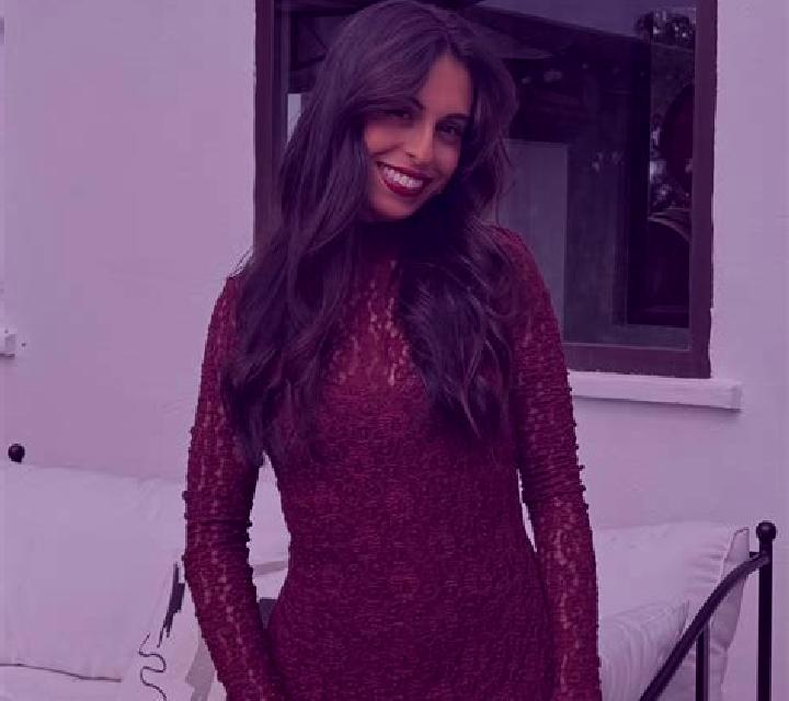 Julia 2 Requena escort