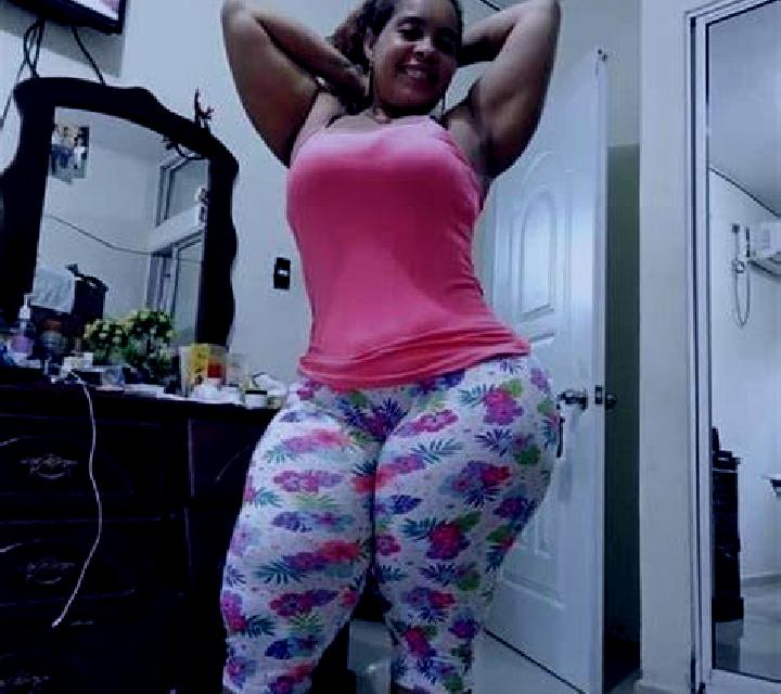 Julia 3 Valdeltormo escort
