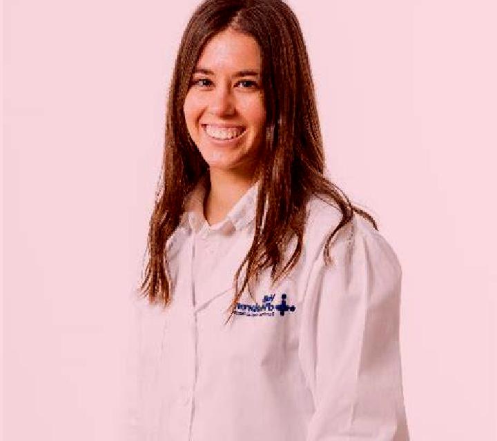 Julia Arevalo escort
