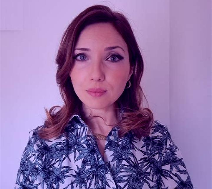 Julia Castrogonzalo escort