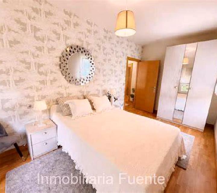 Julia Cubla escort