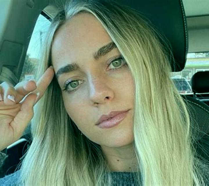 Laia 2 Carpio escort