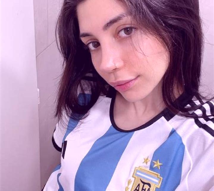 Laia 2 Izagre escort