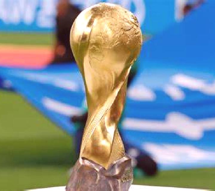 Lola Centenera escort