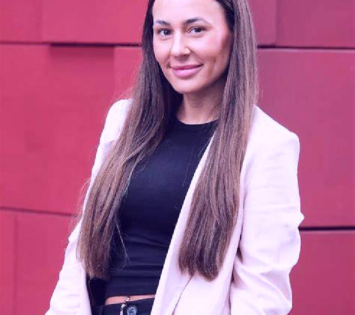 Lorena 2 Entrimo escort