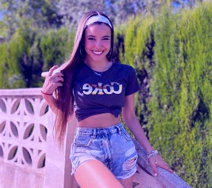 Lucía Fuentecantos escort