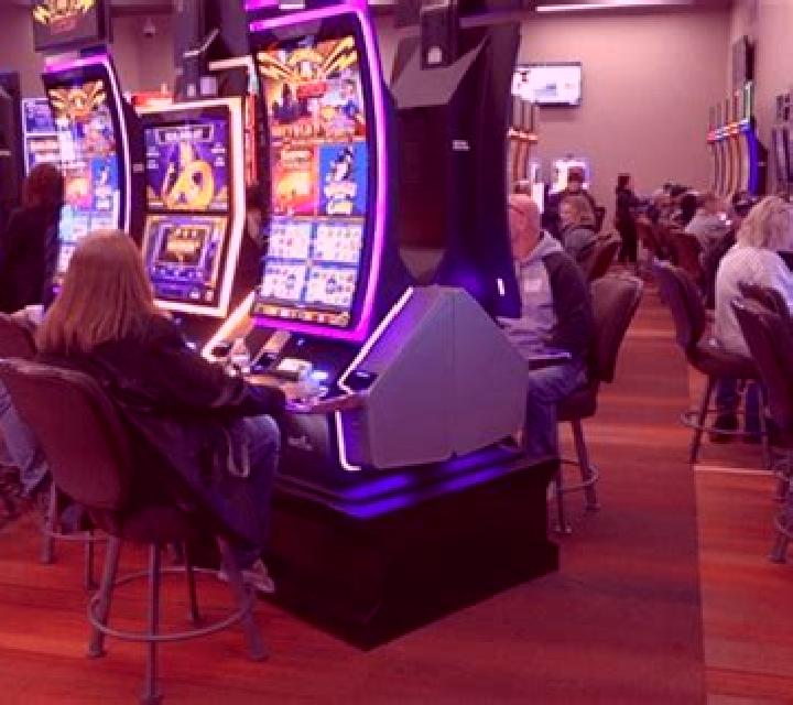 Luna Salorino escort